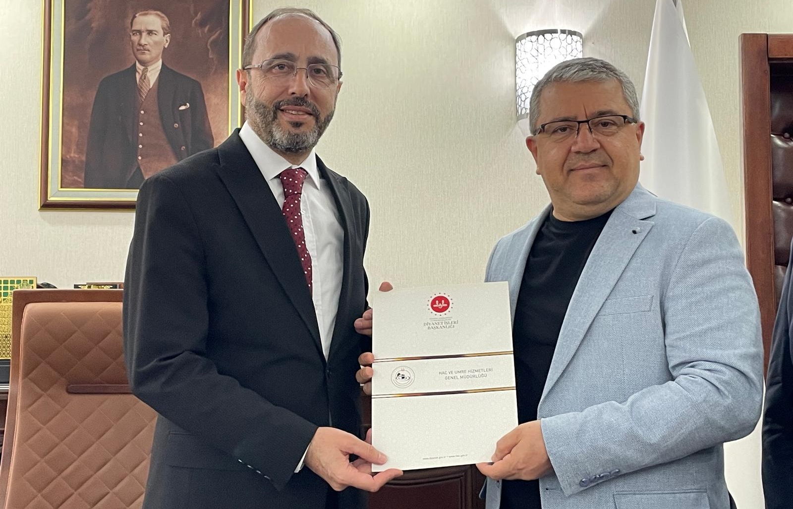 CAMİAMIZIN TALEPLERİNİ HAC VE UMRE HİZMETLERİ GENEL MÜDÜRÜMÜZE İLETTİK 
